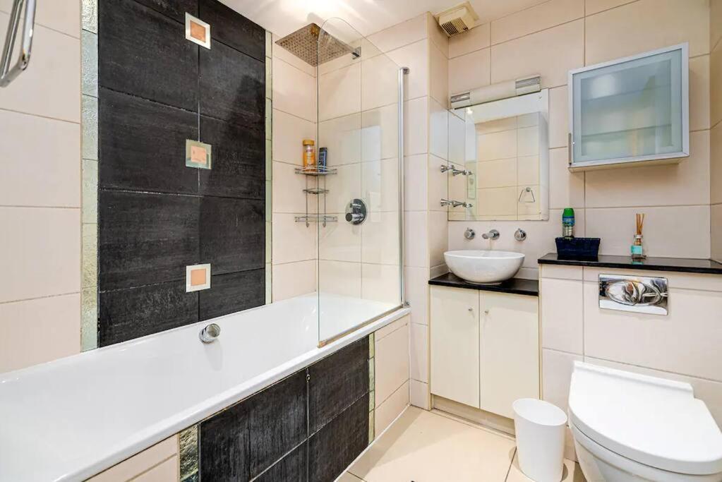 2Br Flat Next To London Eye On Lower Marsh 96A ภายนอก รูปภาพ